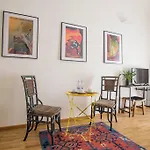 Del Parlamento Bed & Breakfast 3*