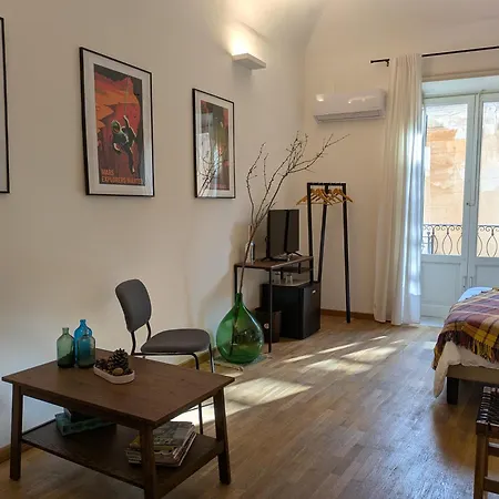 Del Parlamento Παλέρμο