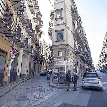 Del Parlamento 3* Palerme