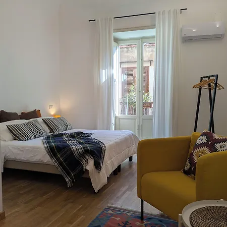 Del Parlamento Bed & Breakfast