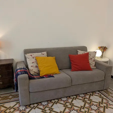 Del Parlamento Bed & Breakfast Palermo